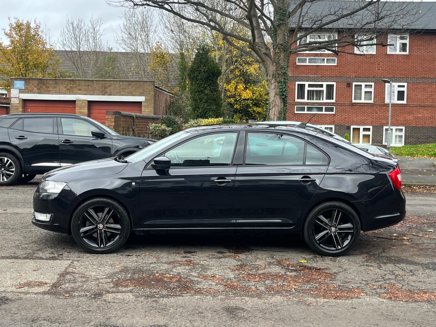 Used Skoda Rapid 2014 for sale - 77054173: Photo 3