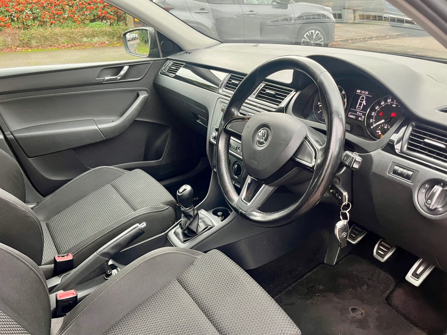 Used Skoda Rapid 2014 for sale - 77054173: Photo 9