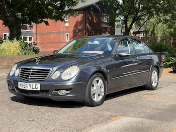 Used Mercedes-Benz E Class 2008 for sale - 79644757: Photo