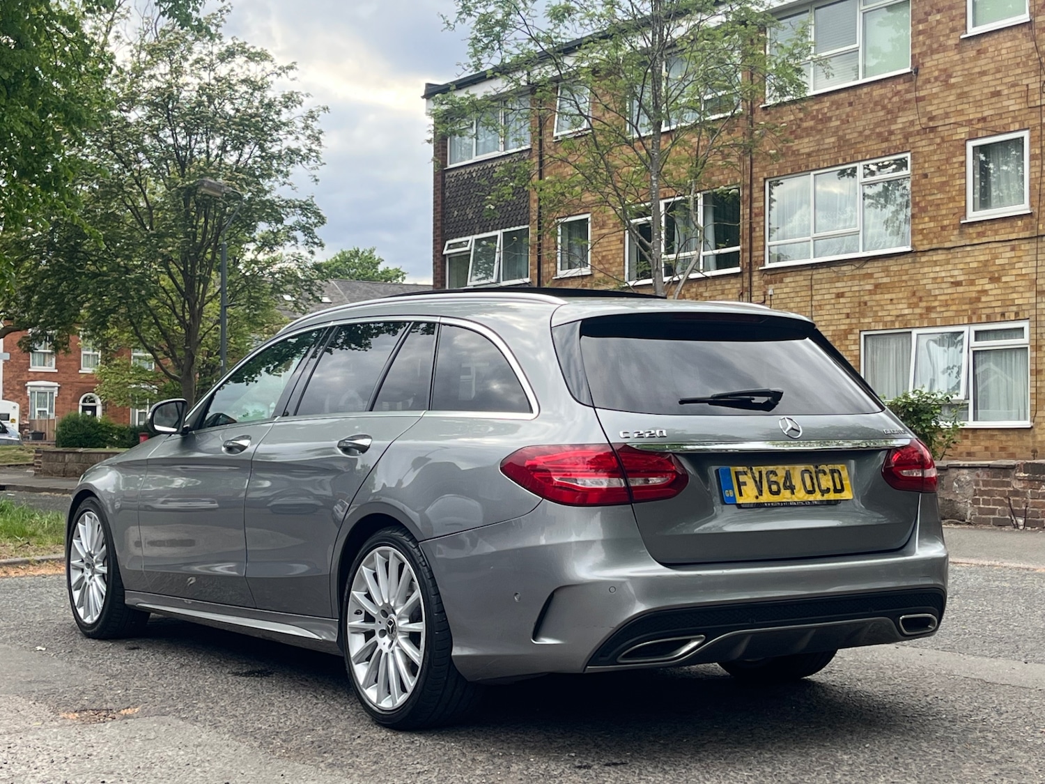 Used Mercedes-Benz C Class 2014 for sale - 77053145: Photo 4