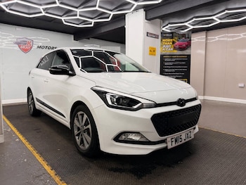 Used Hyundai i20 2015 for sale - 79396538: Photo