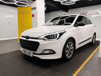 Used Hyundai i20 2015 for sale - 79396538: Photo