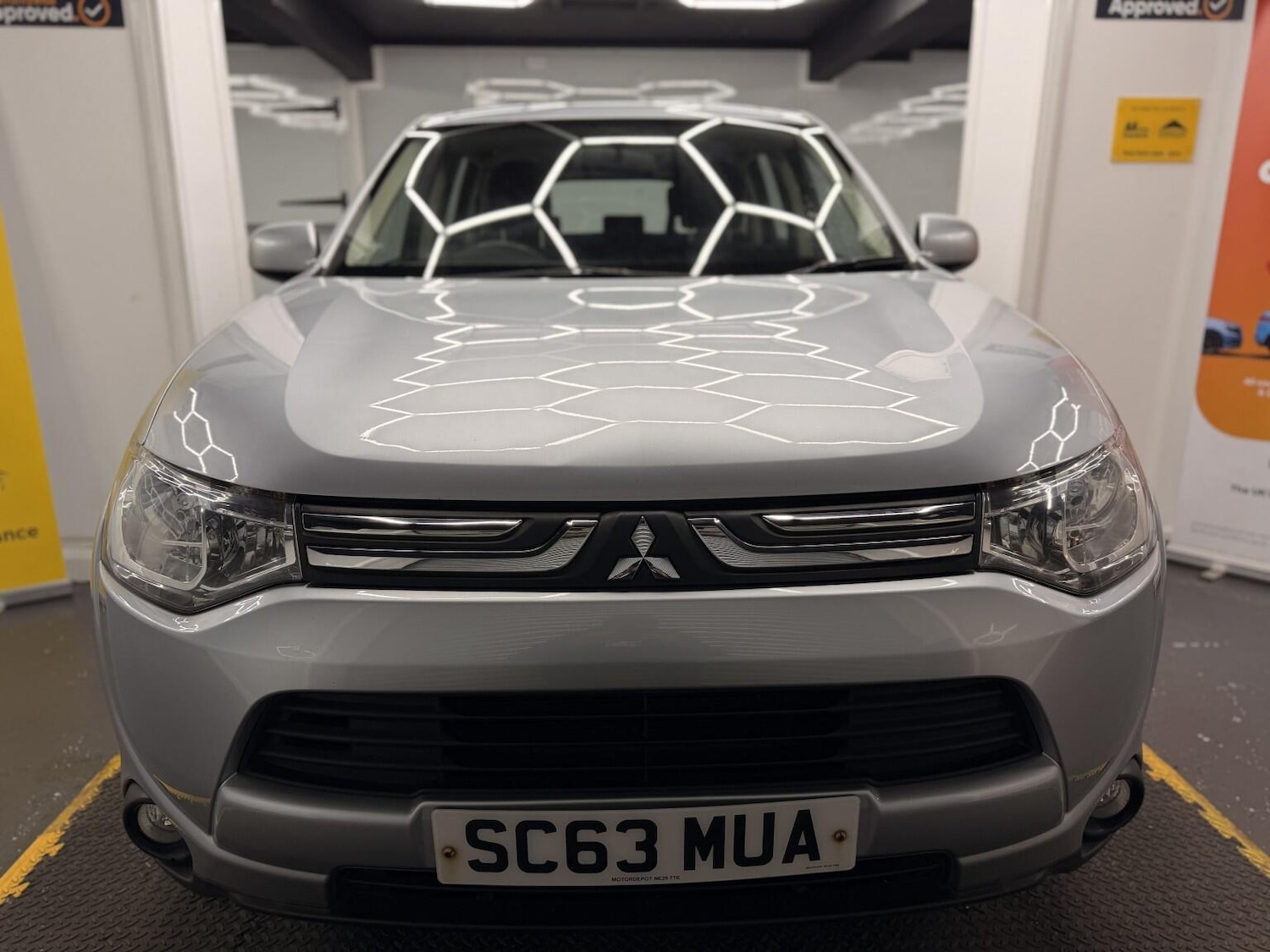 Used Mitsubishi Outlander for sale - 78205326: Photo 2