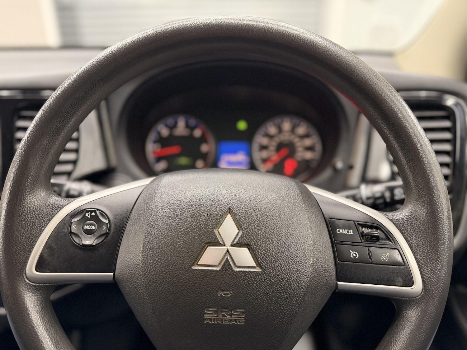 Used Mitsubishi Outlander for sale - 78205326: Photo 42