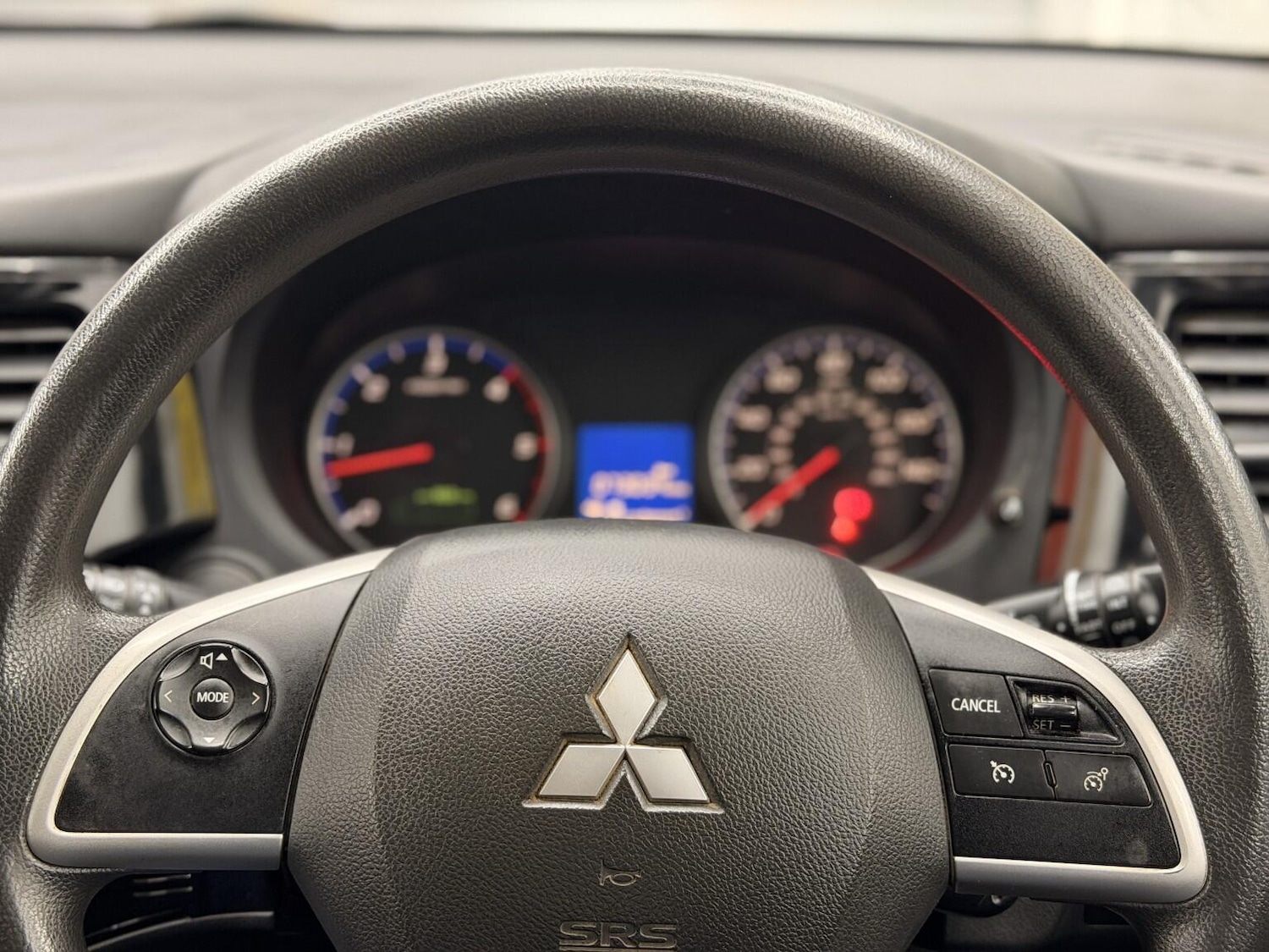 Used Mitsubishi Outlander for sale - 78205326: Photo 43