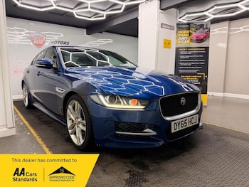 Used Jaguar XE 2015 for sale - 79324400: Photo