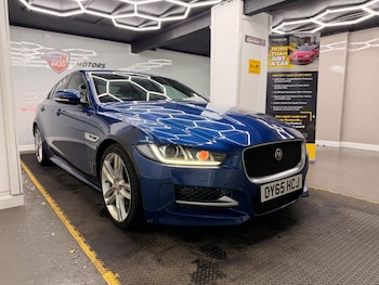 Used Jaguar XE 2015 for sale - 79324400: Photo