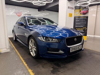 Used Jaguar XE 2015 for sale - 79324400: Photo