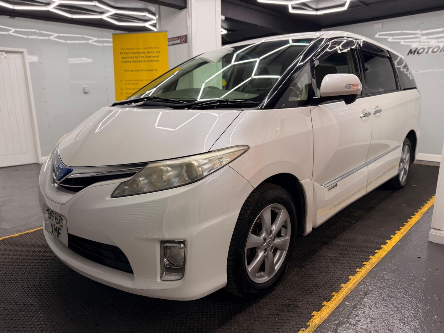 Used Toyota Estima 2023 for sale - 78204300: Photo 10