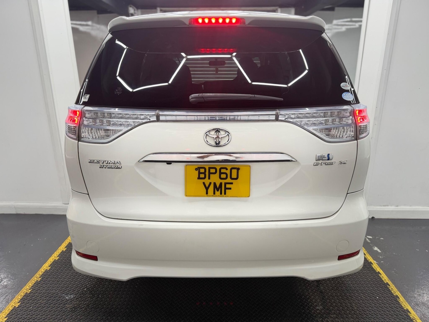 Used Toyota Estima 2023 for sale - 78204300: Photo 21