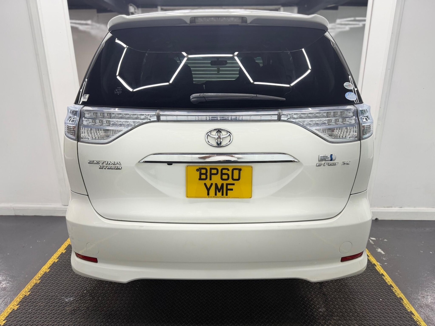 Used Toyota Estima 2023 for sale - 78204300: Photo 23