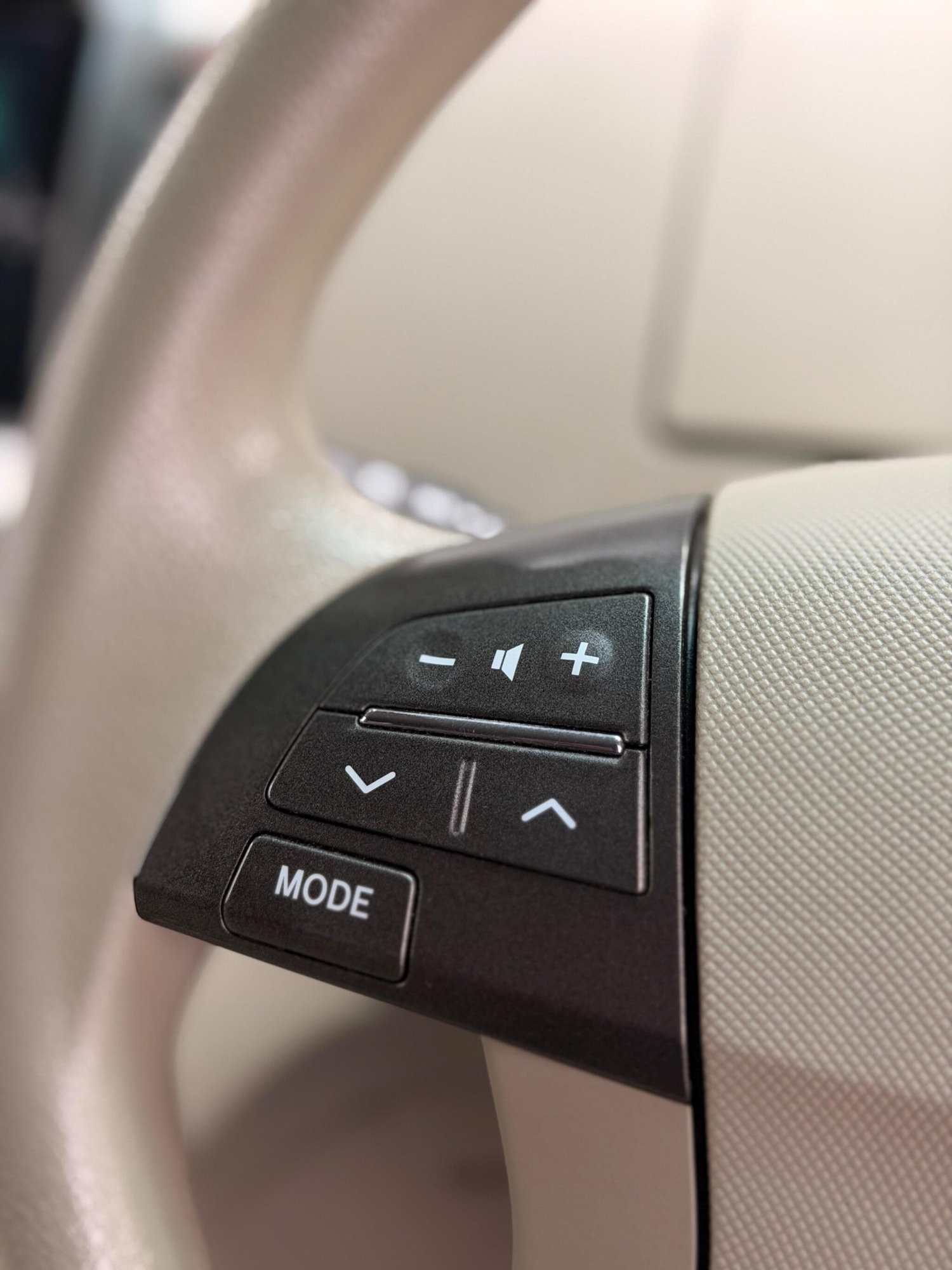 Used Toyota Estima 2023 for sale - 78204300: Photo 39