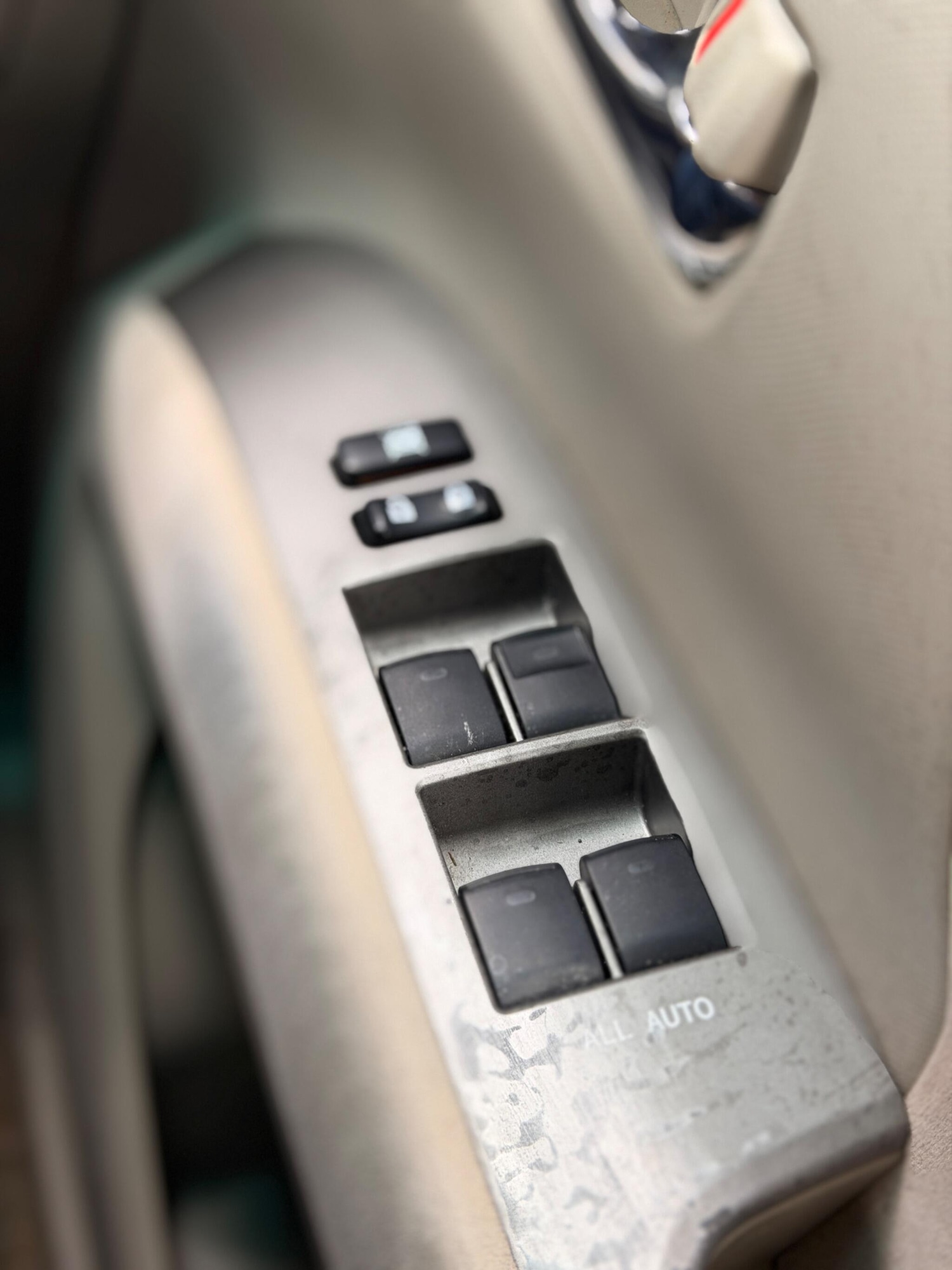 Used Toyota Estima 2023 for sale - 78204300: Photo 42