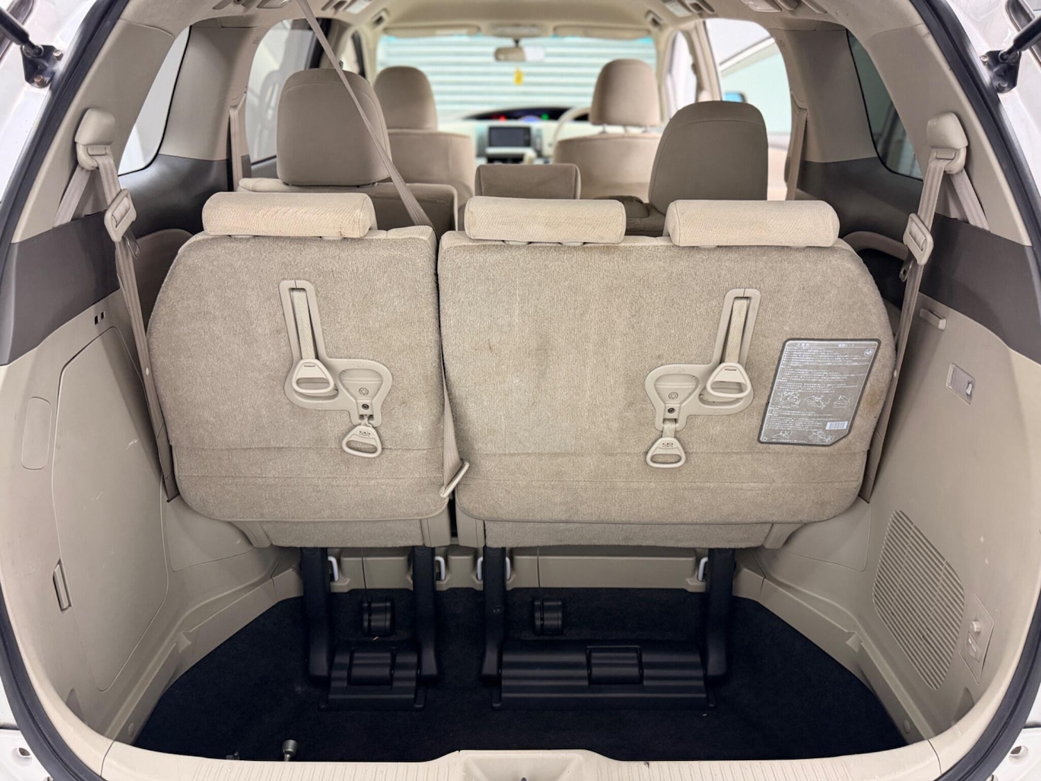 Used Toyota Estima 2023 for sale - 78204300: Photo 58