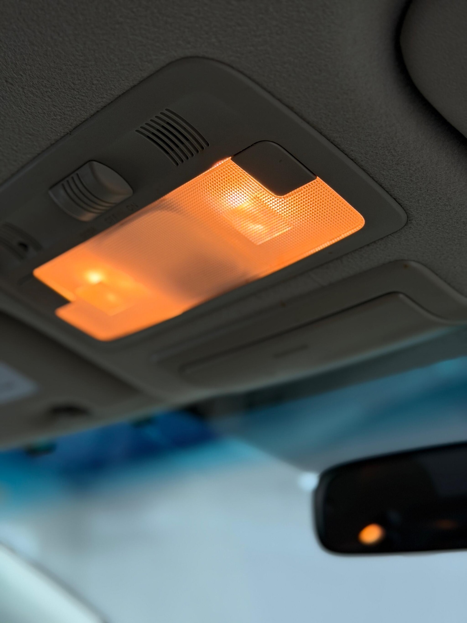 Used Toyota Estima 2023 for sale - 78204300: Photo 60