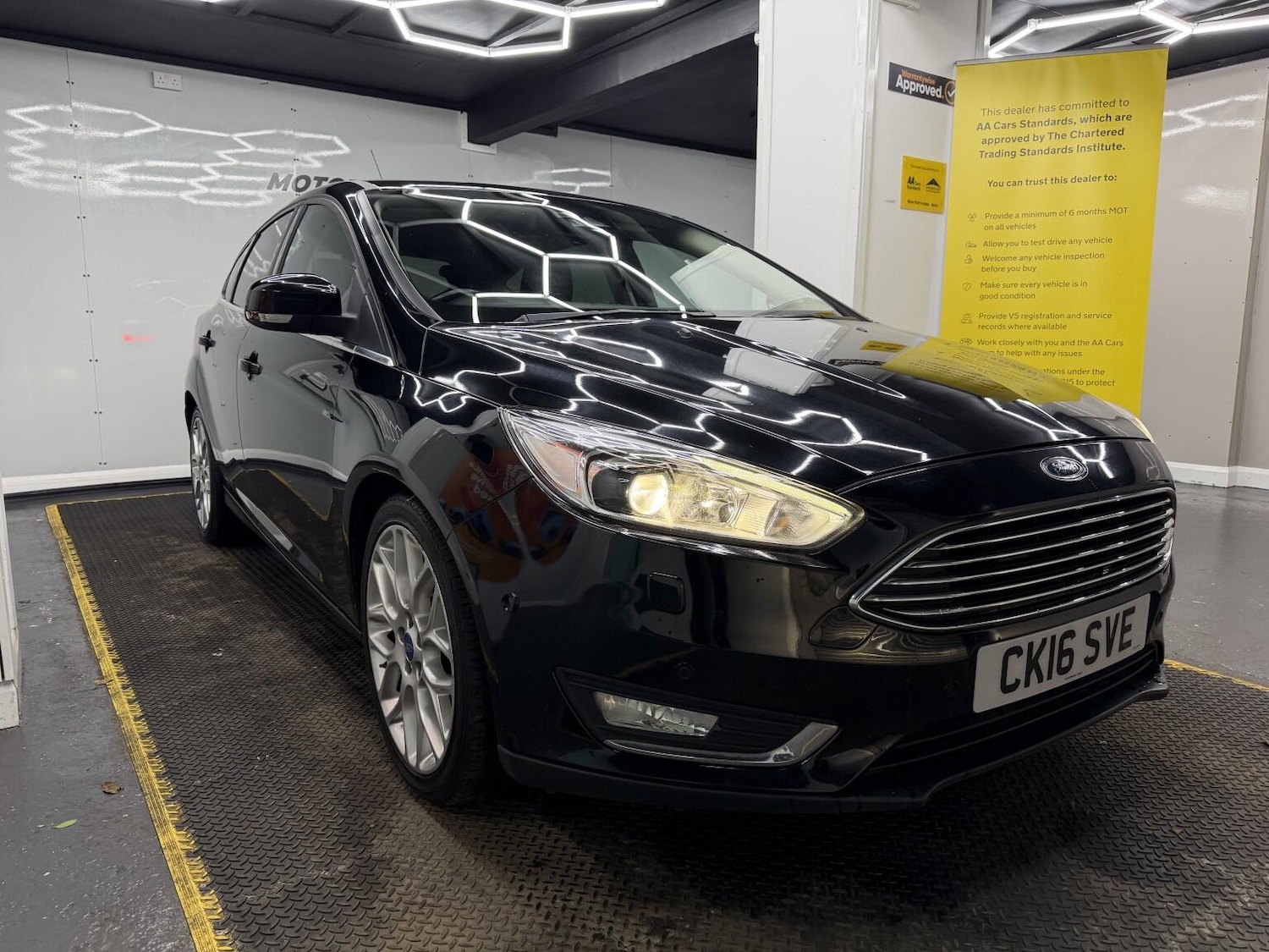 Used Ford Focus for sale - 78204980: Photo 2