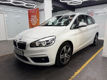 Used BMW 2 Series 2015 for sale - 79062750: Photo