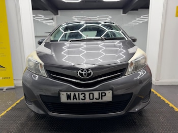 Used Toyota Yaris 2013 for sale - 78759504: Photo