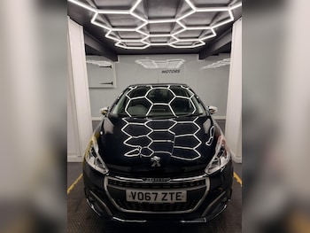 Used Peugeot 208 2017 for sale - 78205475: Photo