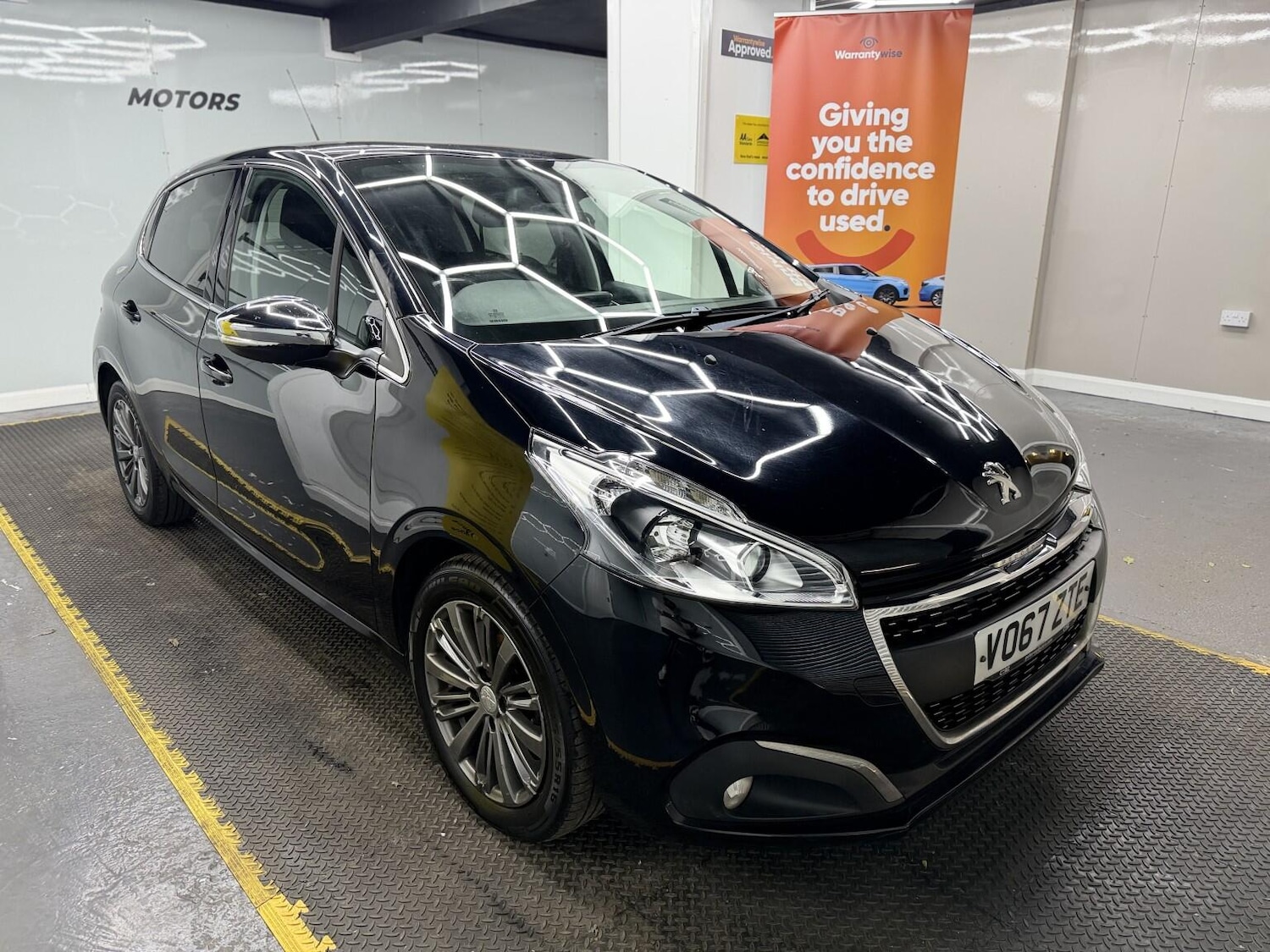 Used Peugeot 208 for sale - 78205475: Photo 9