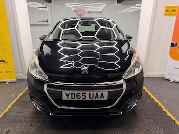 Used Peugeot 208 2015 for sale - 78695410: Photo