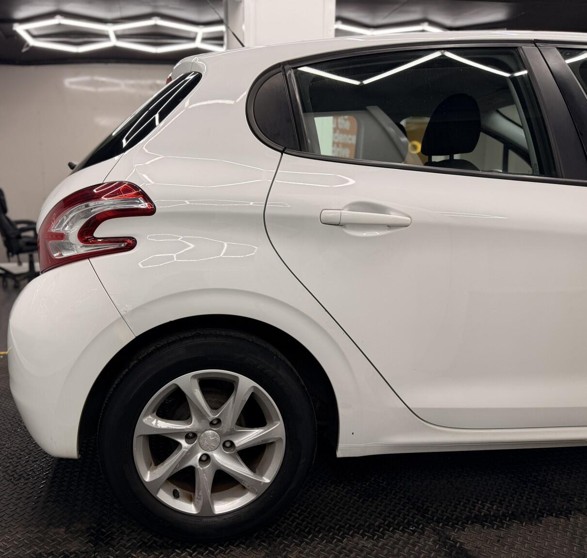 Used Peugeot 208 for sale - 78203900: Photo 39