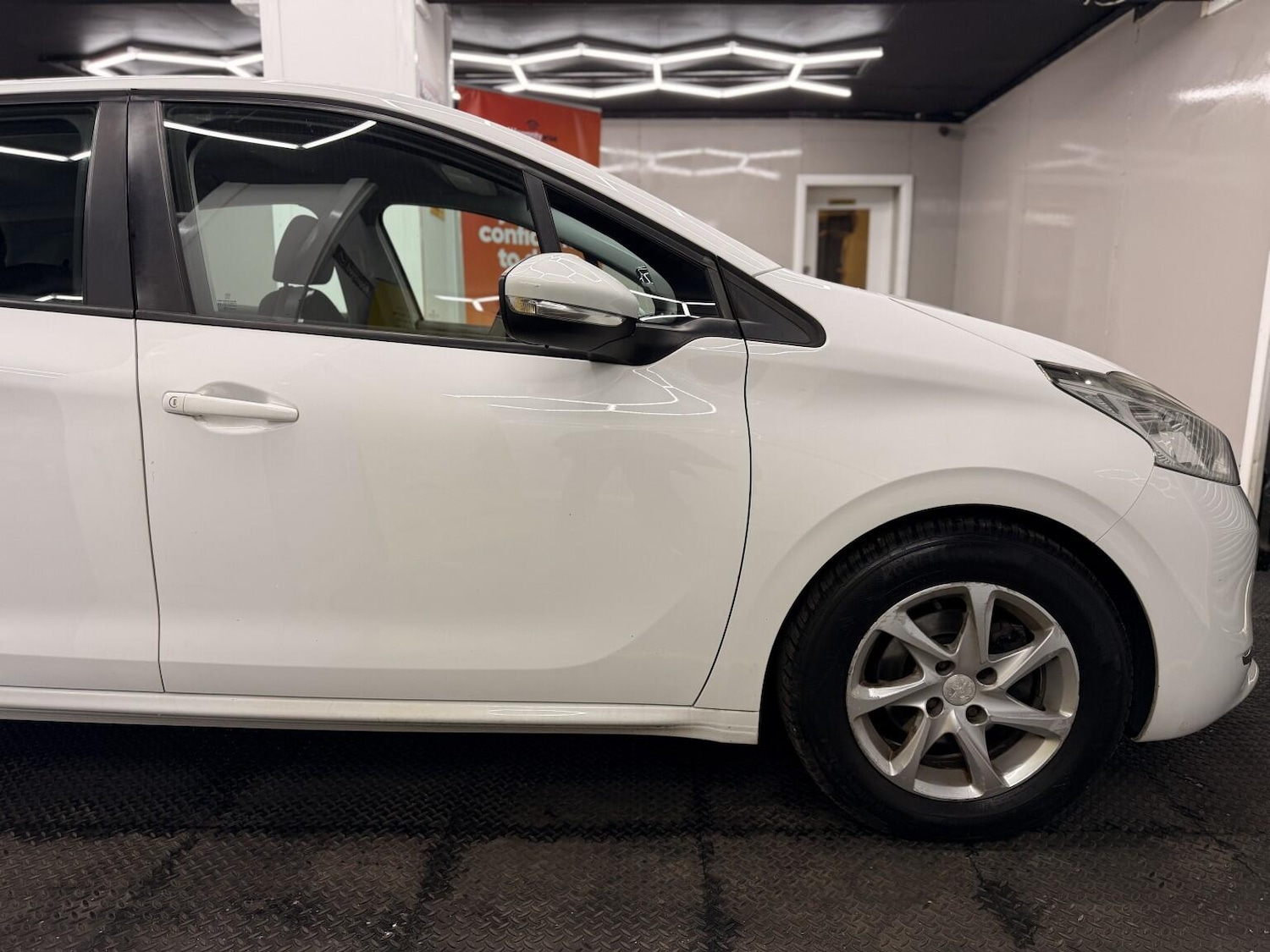 Used Peugeot 208 for sale - 78203900: Photo 43