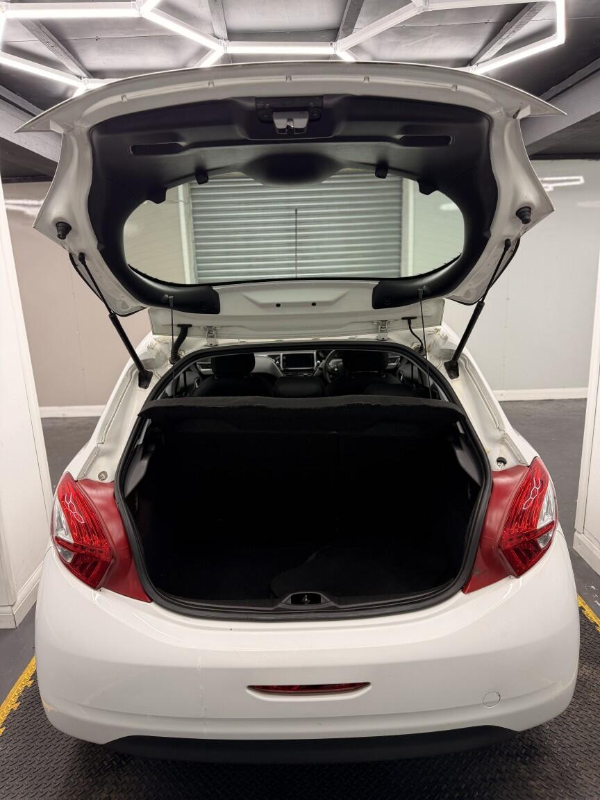 Used Peugeot 208 for sale - 78203900: Photo 65