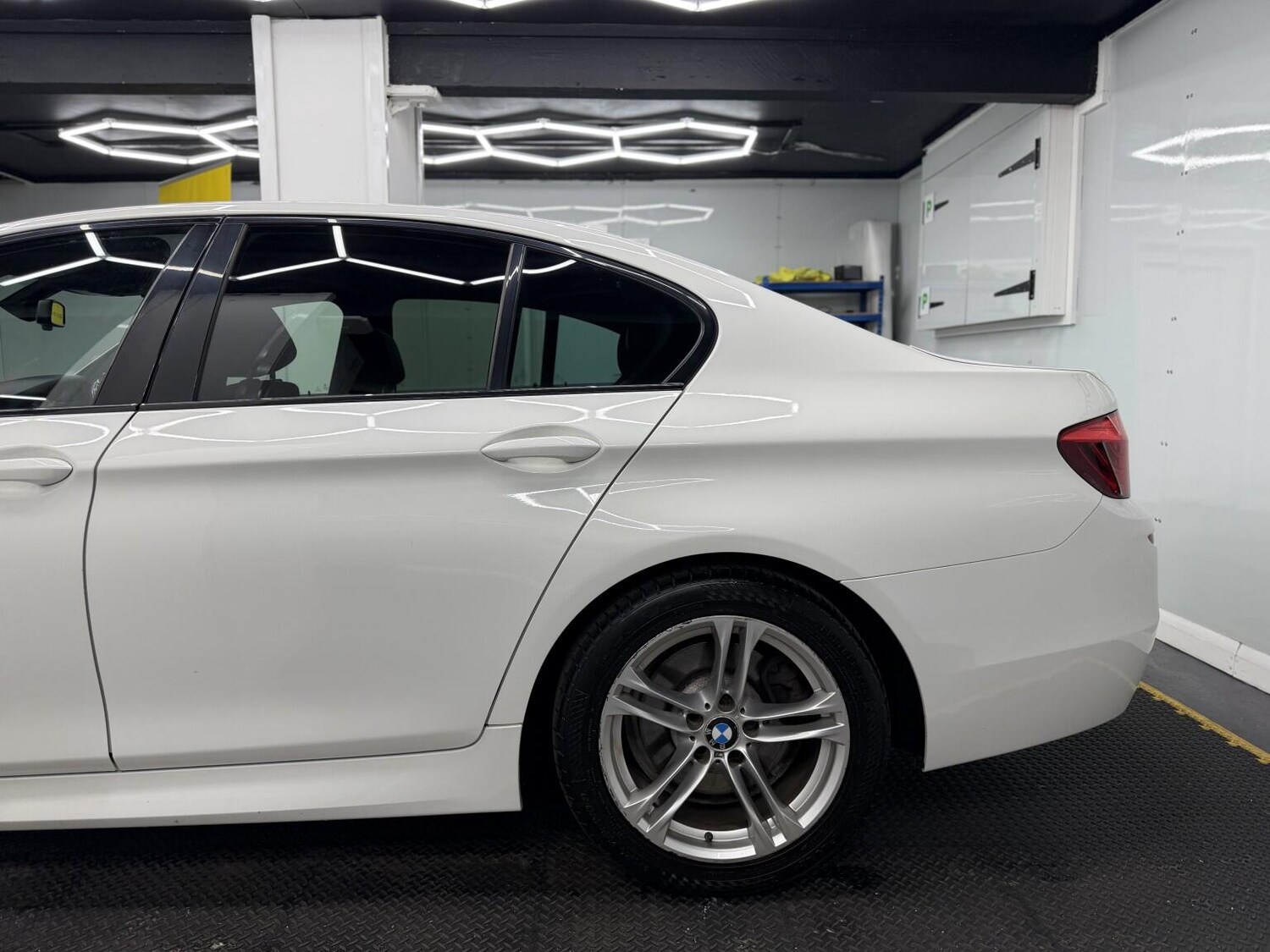 Used BMW 5 Series for sale - 78214369: Photo 32