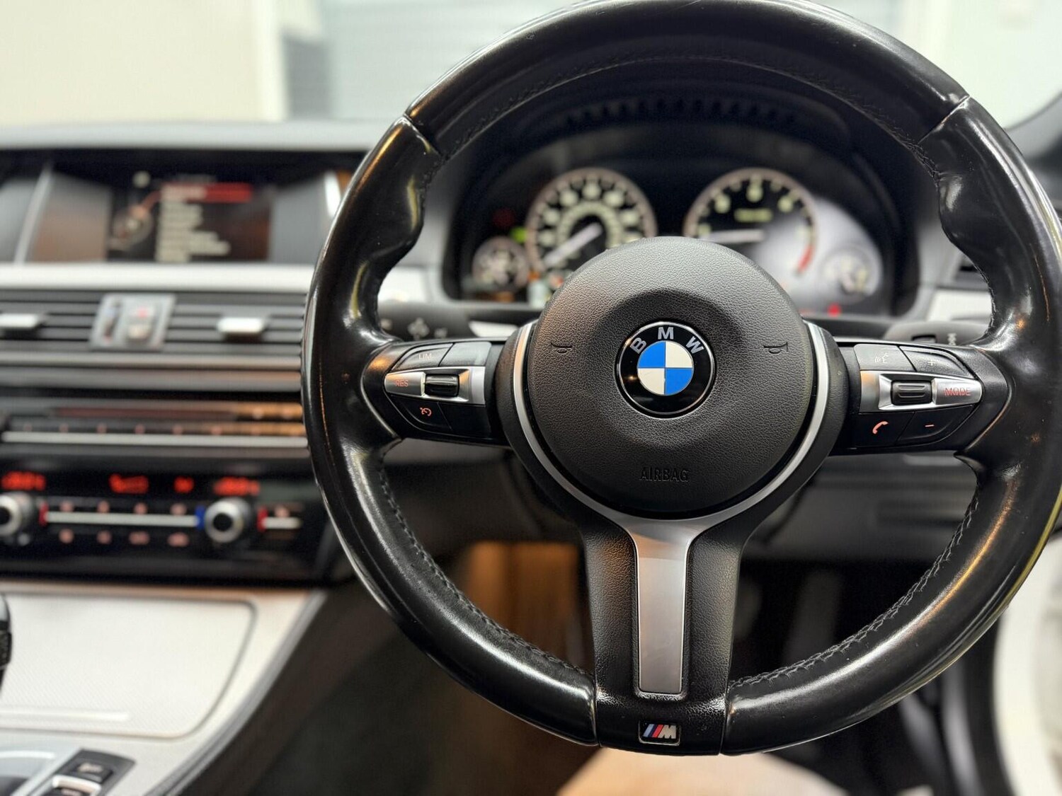 Used BMW 5 Series for sale - 78214369: Photo 63