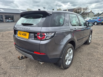 Used Land Rover Discovery Sport 2016 for sale - 78349202: Photo