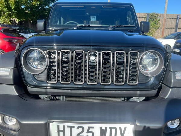 Used Jeep Wrangler 2025 for sale - 76292051: Photo 16