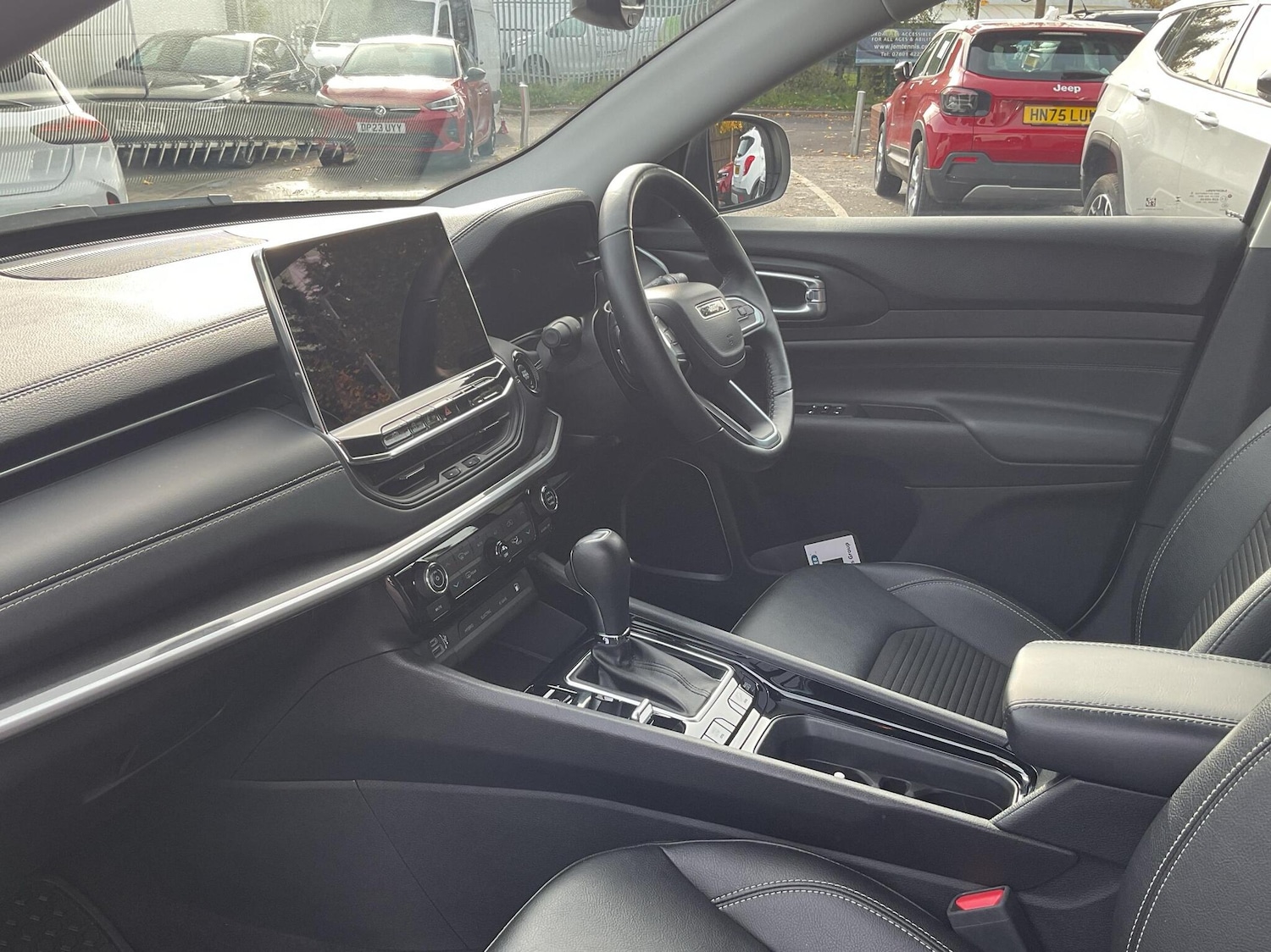 Used Jeep Compass 2024 for sale - 76677495: Photo 12