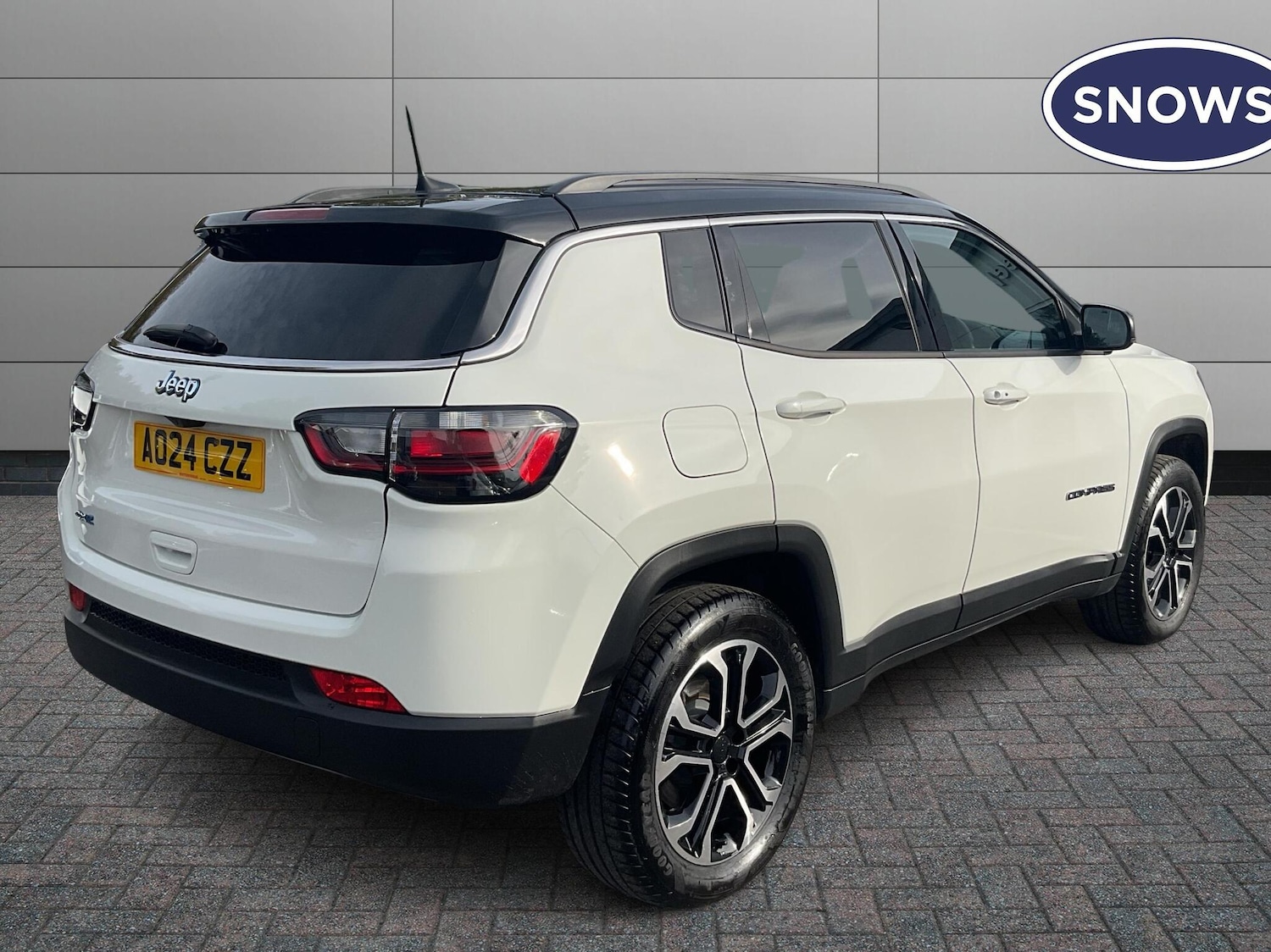 Used Jeep Compass 2024 for sale - 76677495: Photo 4