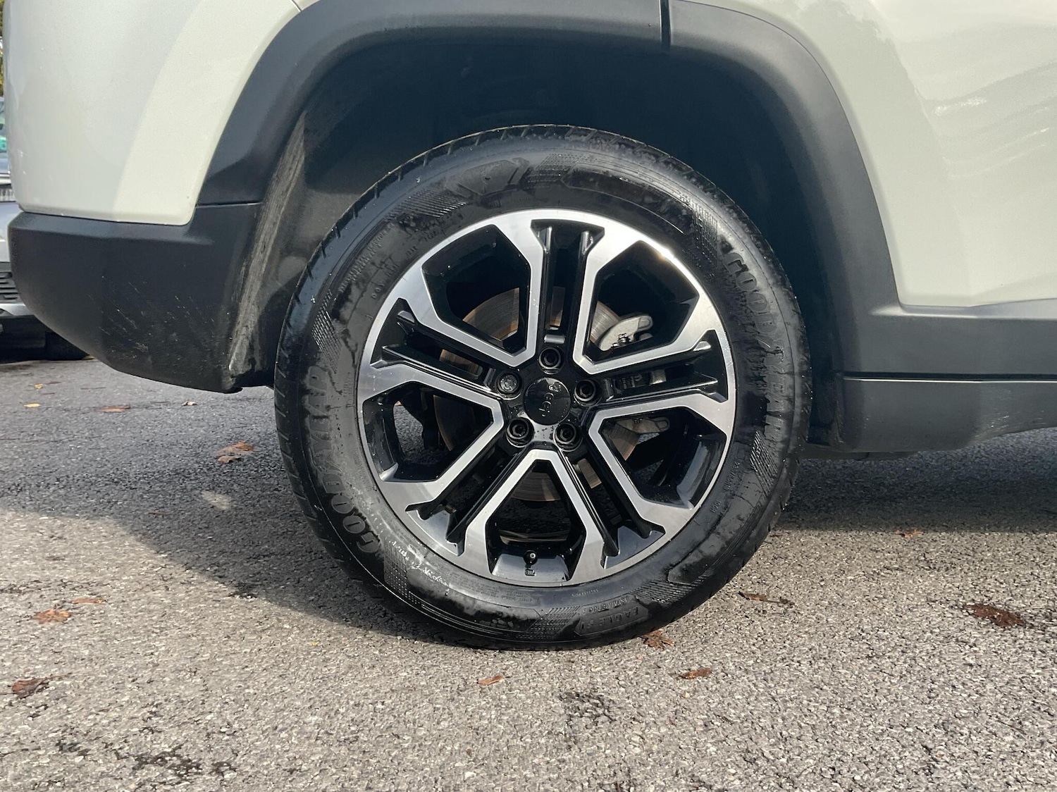 Used Jeep Compass 2024 for sale - 76677495: Photo 9