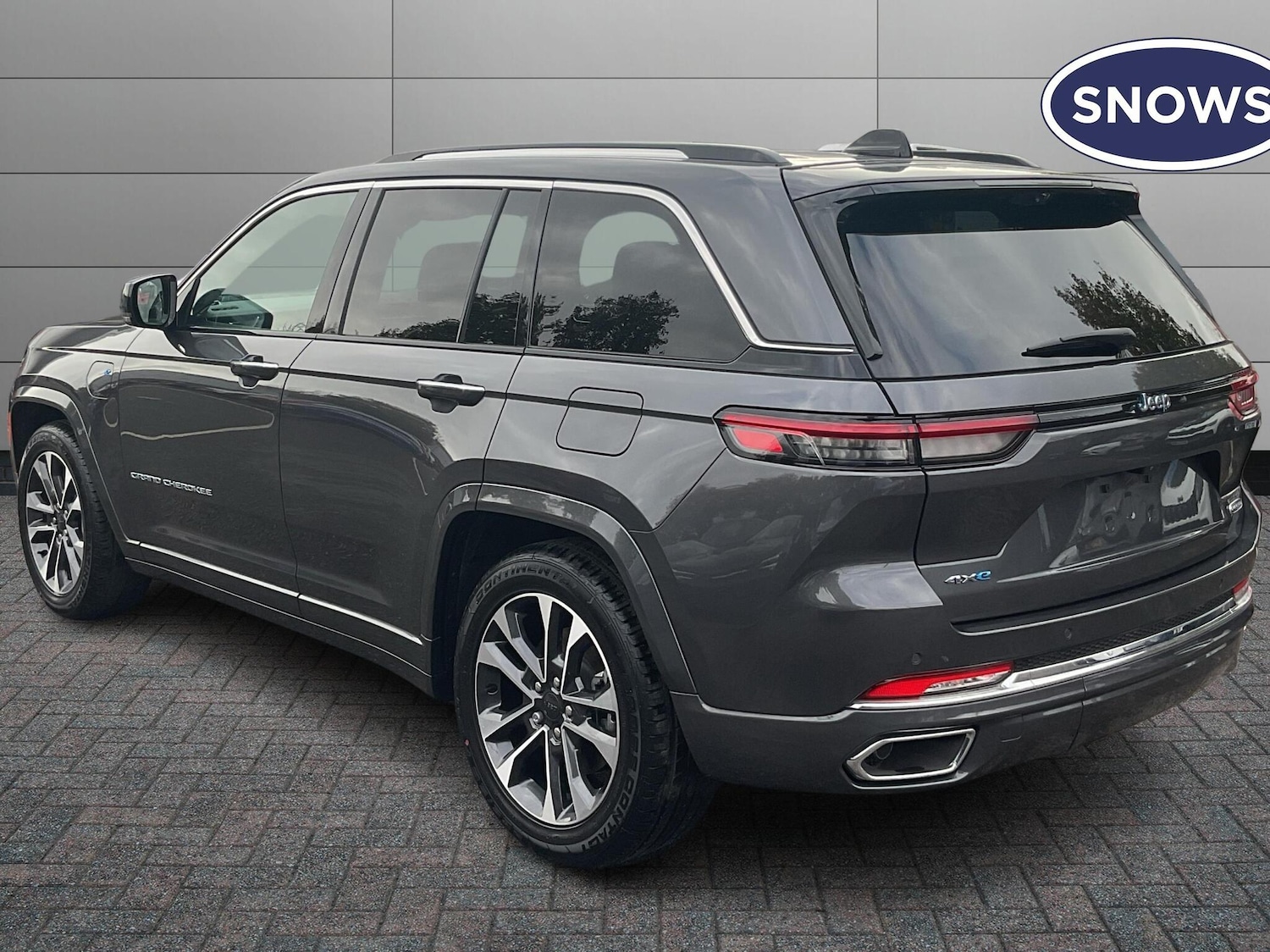 Used Jeep Grand Cherokee 2025 for sale - 76678169: Photo 2