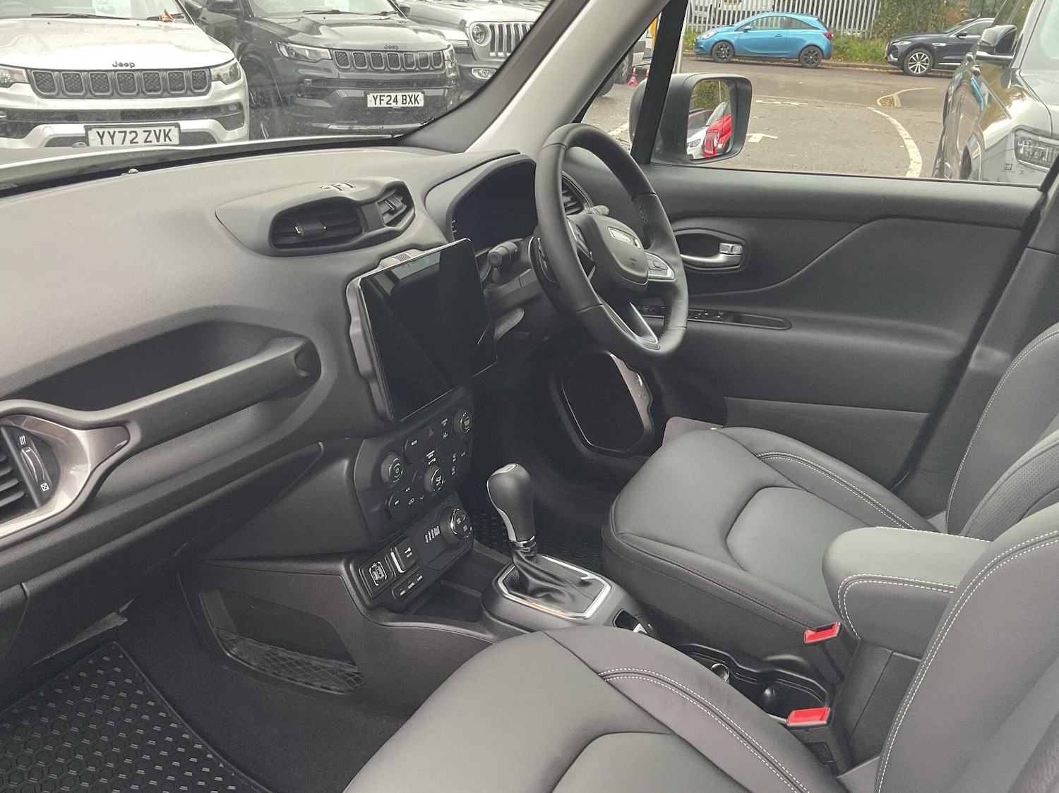 Used Jeep Renegade 2025 for sale - 76692514: Photo 12