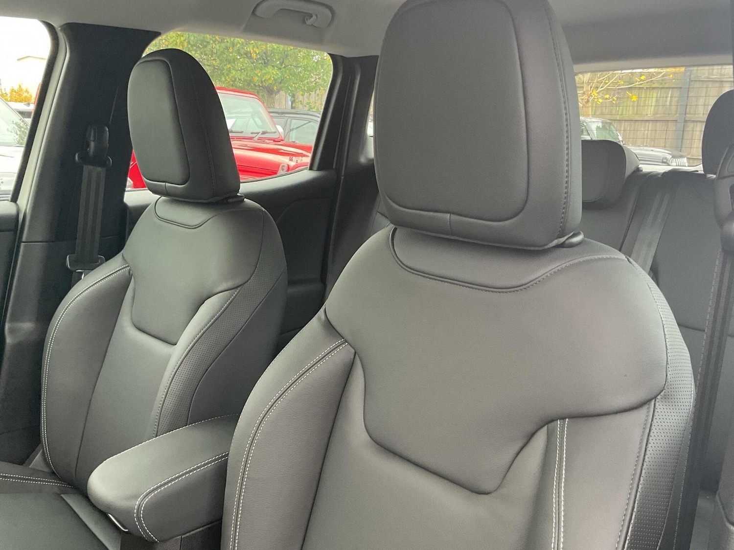 Used Jeep Renegade 2025 for sale - 76692514: Photo 13