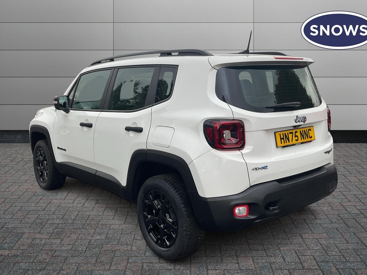 Used Jeep Renegade 2025 for sale - 76692514: Photo 2
