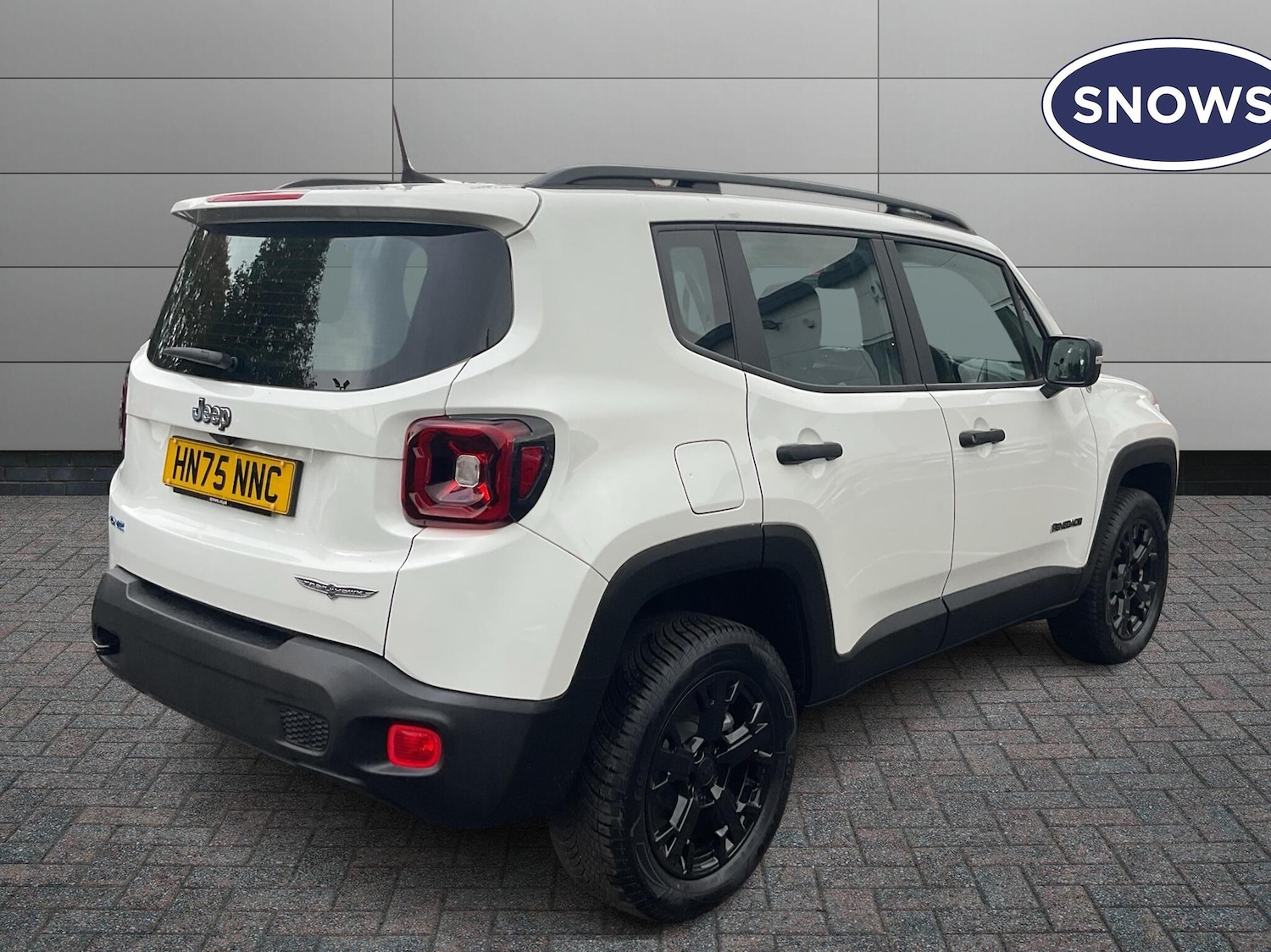 Used Jeep Renegade 2025 for sale - 76692514: Photo 4