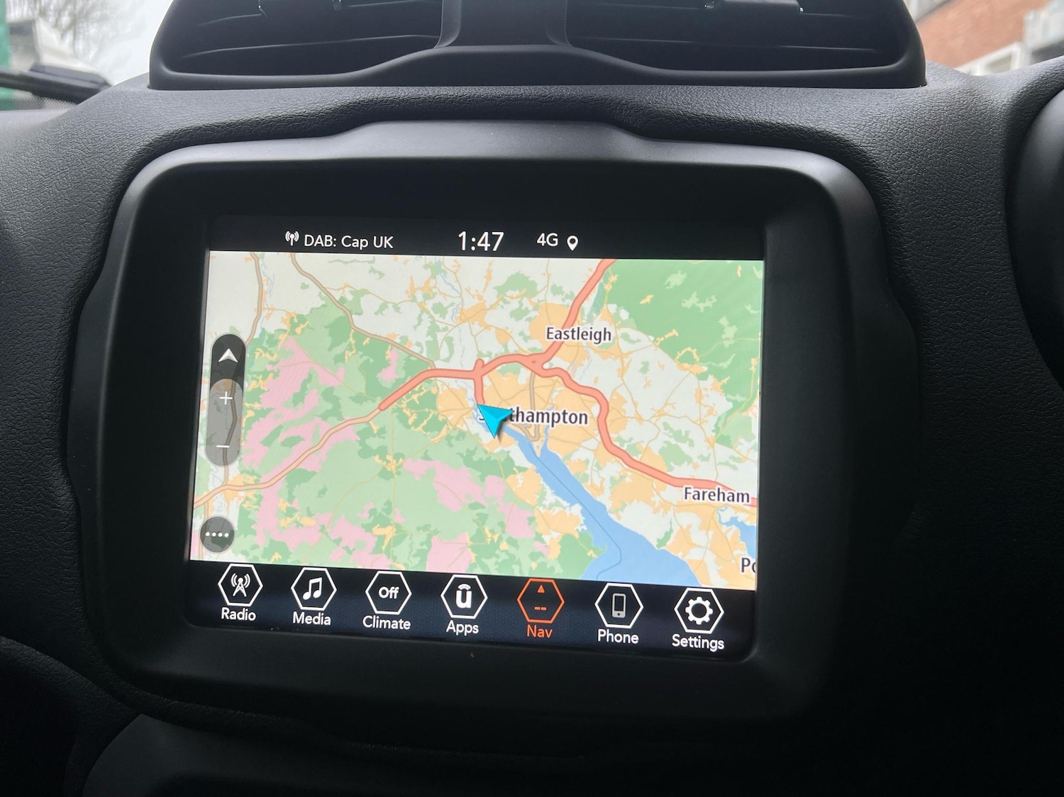 Used Jeep Renegade 2024 for sale - 77630104: Photo 12