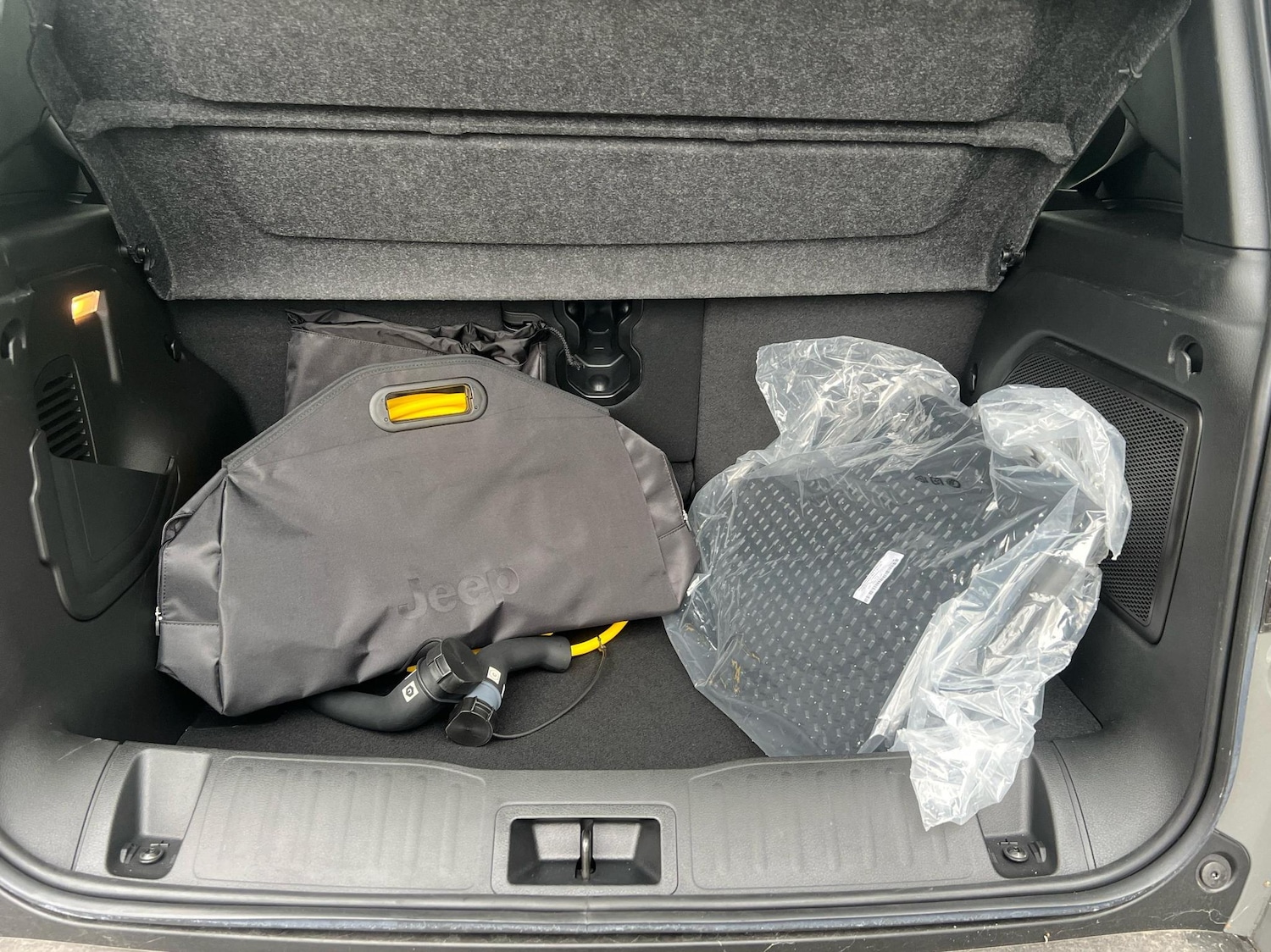 Used Jeep Renegade 2024 for sale - 77630104: Photo 6