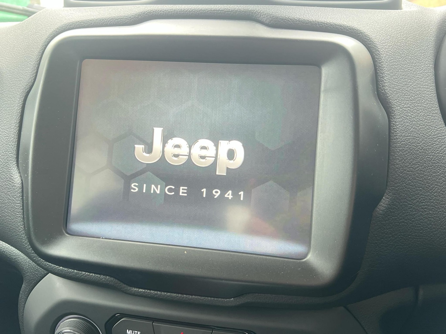 Used Jeep Renegade 2024 for sale - 77630104: Photo 9