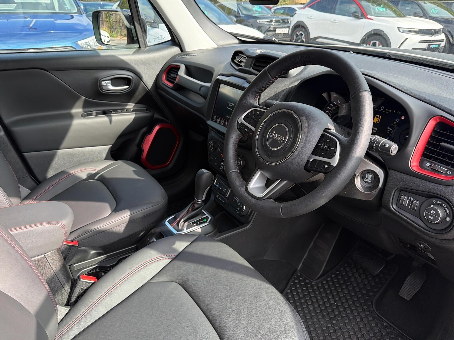 Used Jeep Renegade 2025 for sale - 77401295: Photo 10