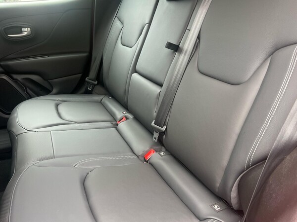 Used Jeep Renegade 2025 for sale - 76292083: Photo 14