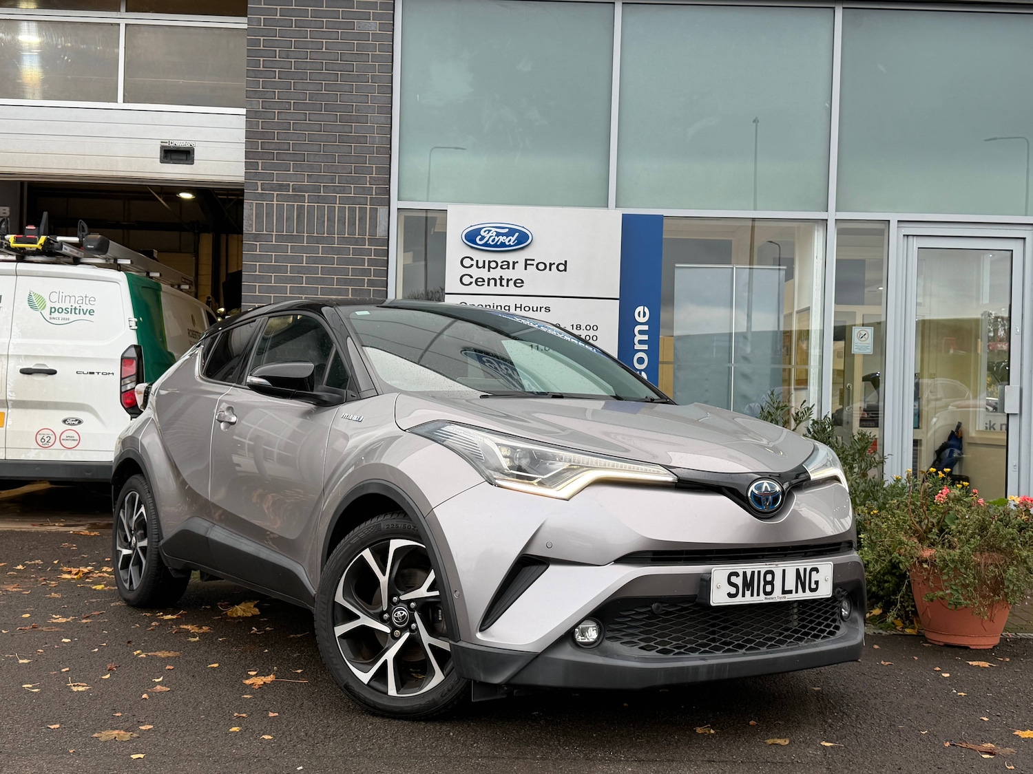 Used Toyota C-HR 2018 for sale - 76450505: Photo 1
