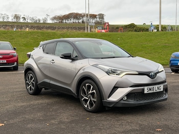 Used Toyota C-HR 2018 for sale - 76450505: Photo