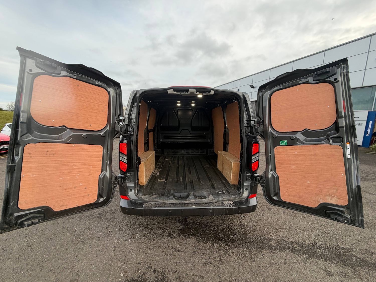 Used Ford Transit Custom 2025 for sale - 77517746: Photo 16