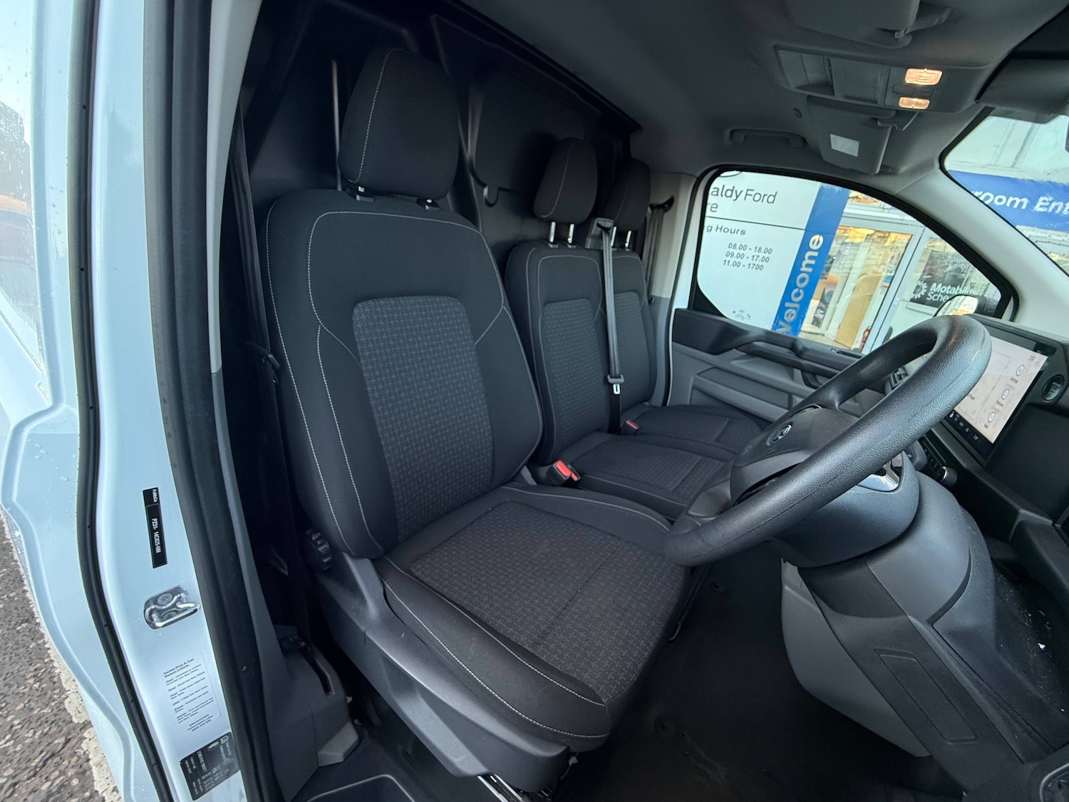 Used Ford Transit Custom 2024 for sale - 76767873: Photo 15