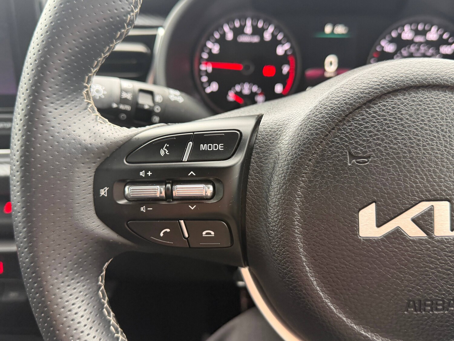 Used Kia Rio 2023 for sale - 78178308: Photo 19